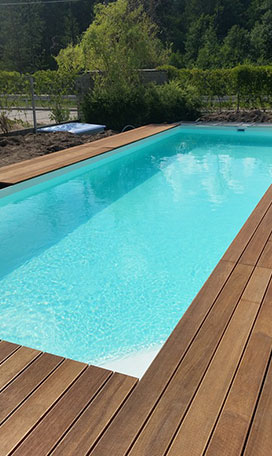 zwembad-polypropyleen-hout-afwerking